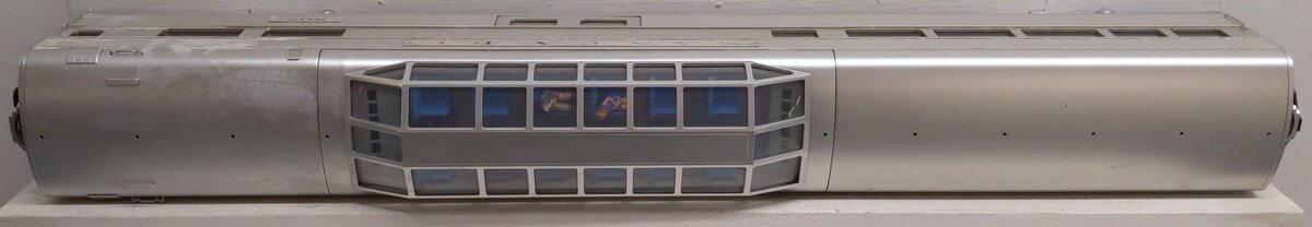 USA Trains R31007 Santa Fe Aluminum Vista Dome Car #505 VG