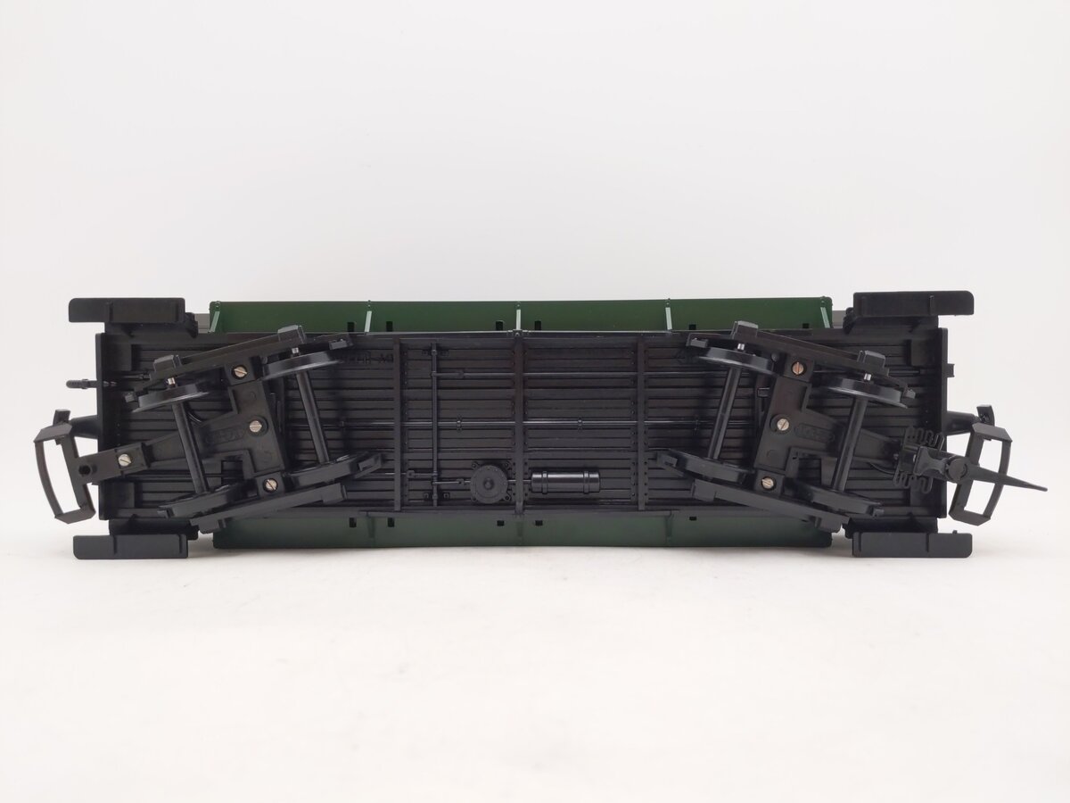 LGB 3060 G Scale Green 8-Wheel Passenger Car (No Lights) EX/Box