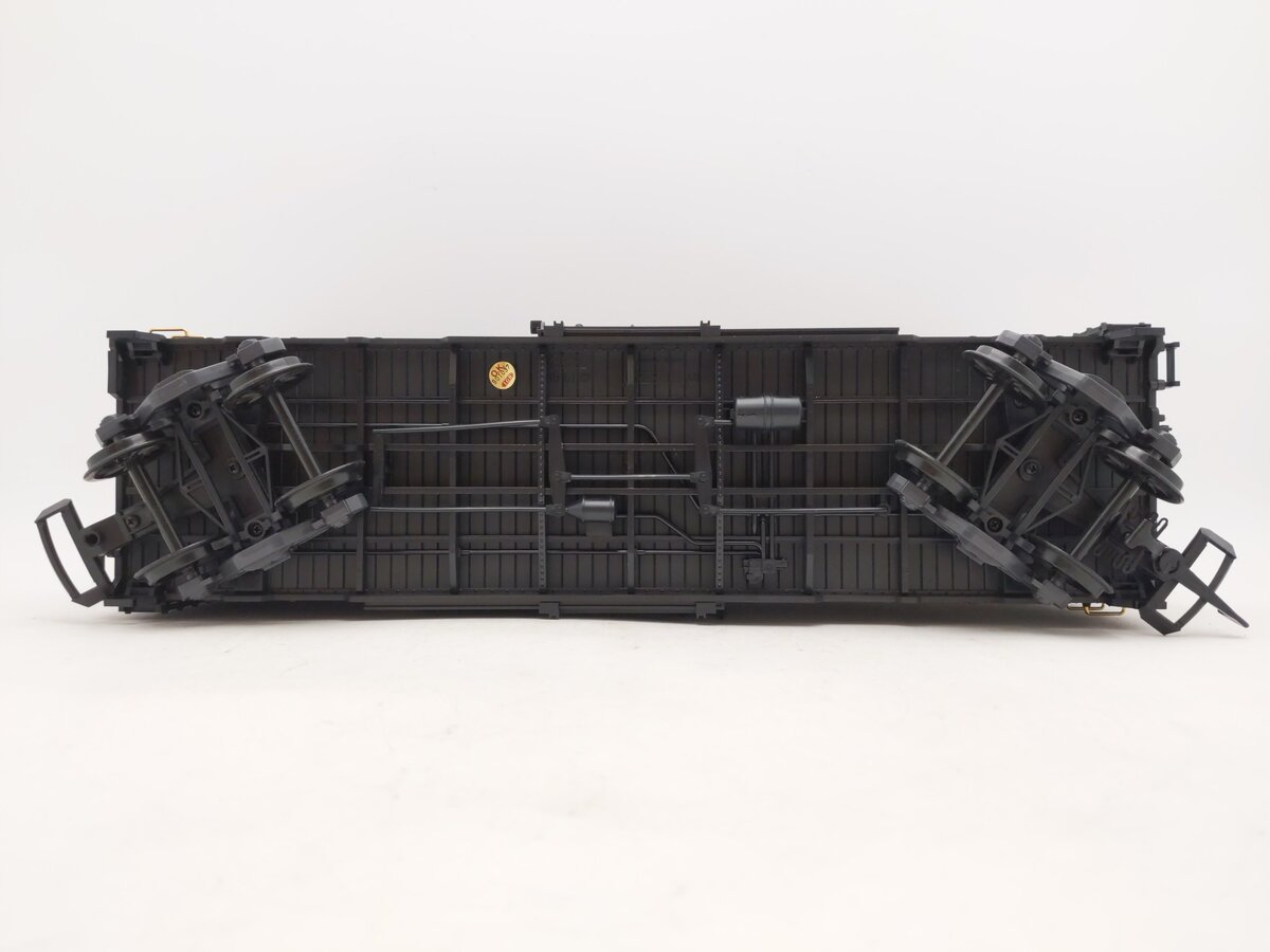 LGB 47910 G Scale Southern Pacific Boxcar #47910 EX/Box