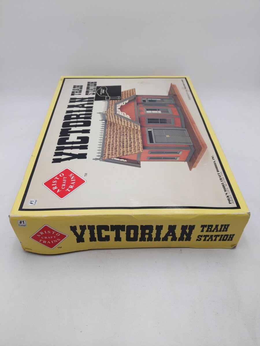 Aristo-Craft ART-7100 Victorian Train Station Kit EX/Box
