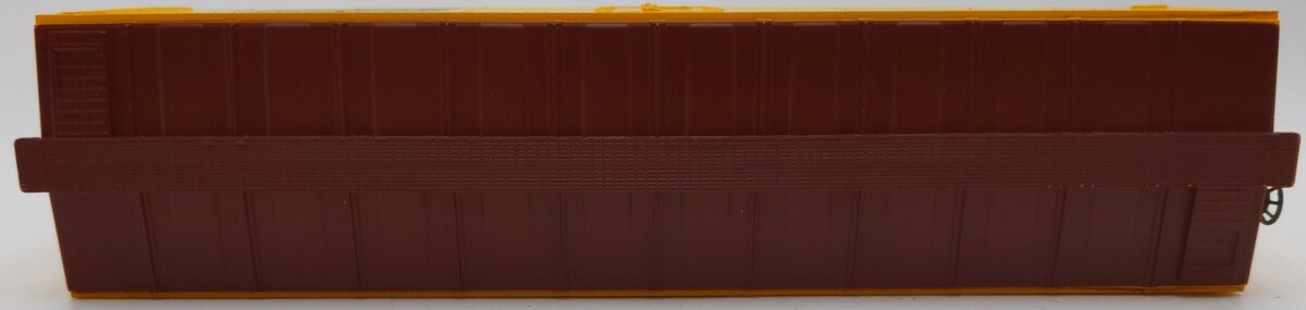 KMT 684 O Gauge Schlitz Yellow Box Car VG/Box