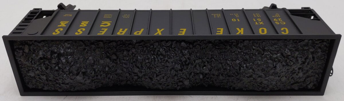 Lionel 6-17120 O Gauge CSX 3-Bay Hopper with Coal Load EX/Box