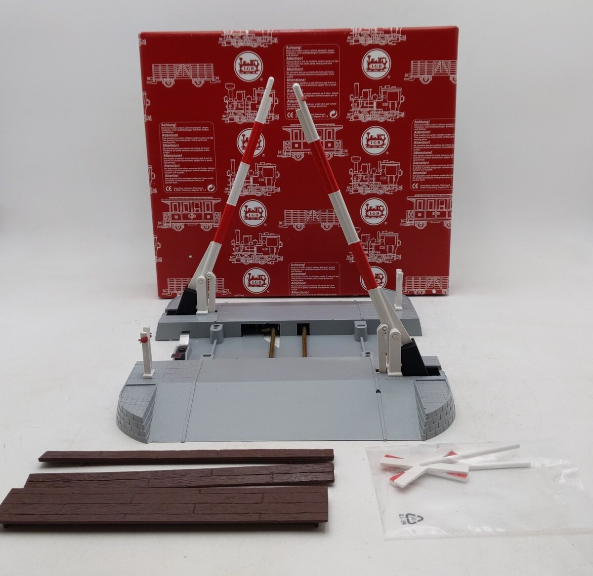 LGB 50650 G Scale Crossing Sign Set EX/Box