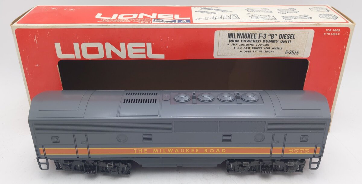 Lionel 6-8575 O Milwaukee Road Non-Powered B Unit Diesel Locomotive VG/Box