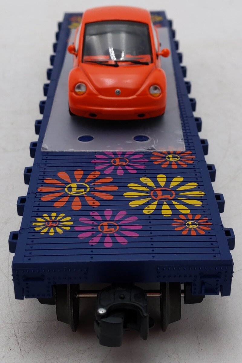 Lionel 6-19444 O Gauge Peace Auto Sales Flatcar with Volkswagen Bug EX/Box