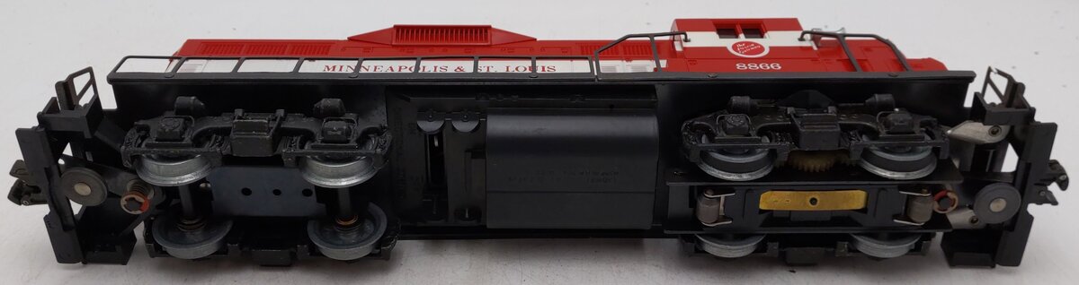 Lionel 6-8866 O Gauge Minneapolis and St. Louis GP-9 Powered Diesel Locomotive VG/Box