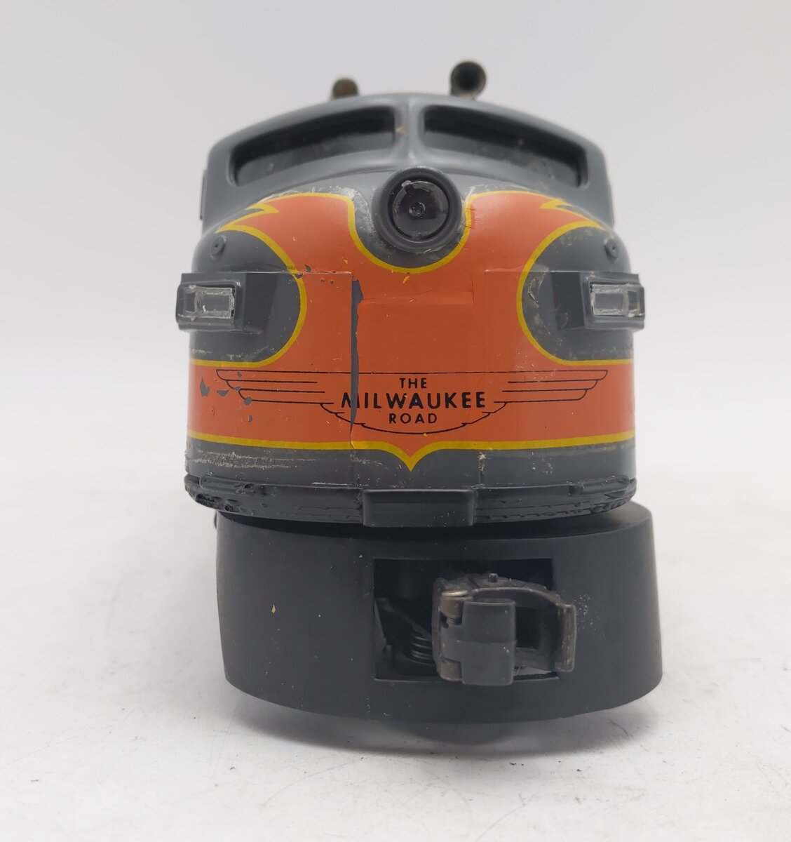 Lionel 6-8557 O Milwaukee Road F3 A Non-Powered Diesel Locomotive #8557 EX/Box