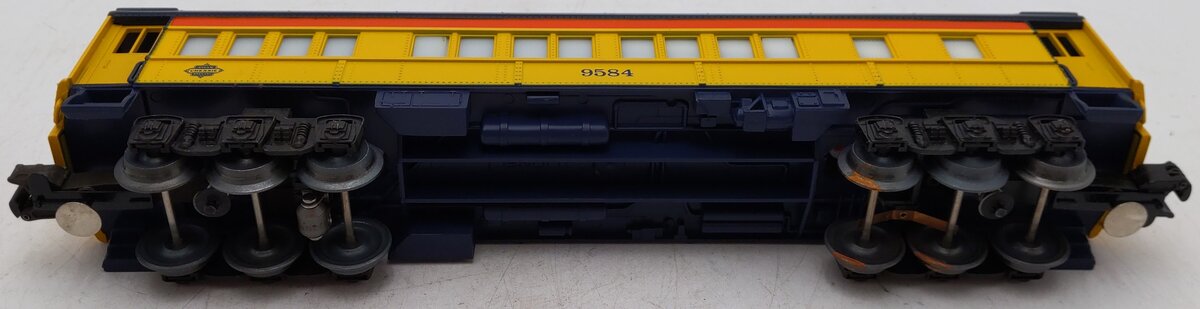 Lionel 6-9584 O Gauge Chessie Steam Special Passenger Car VG/Box
