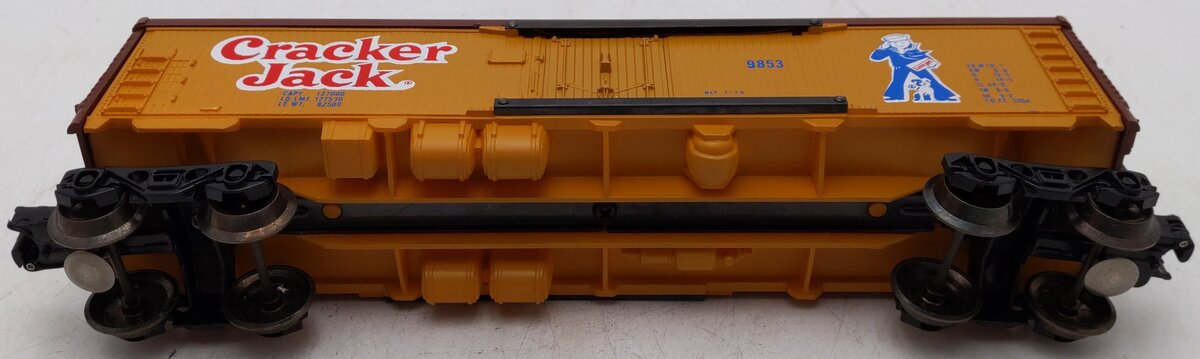 Lionel 6-9853 O Gauge Cracker Jack Billboard Reefer Car (Yellow) EX/Box