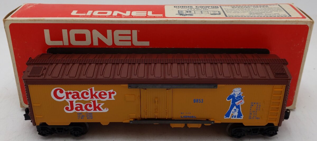 Lionel 6-9853 O Gauge Cracker Jack Billboard Reefer Car (Yellow) EX/Box