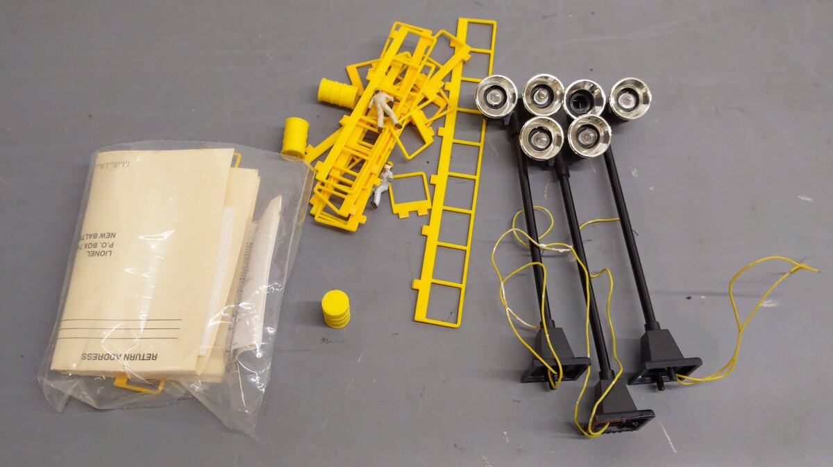 Lionel 6-12767 O Gauge Steam Clean & Wheel Grind Shop VG/Box