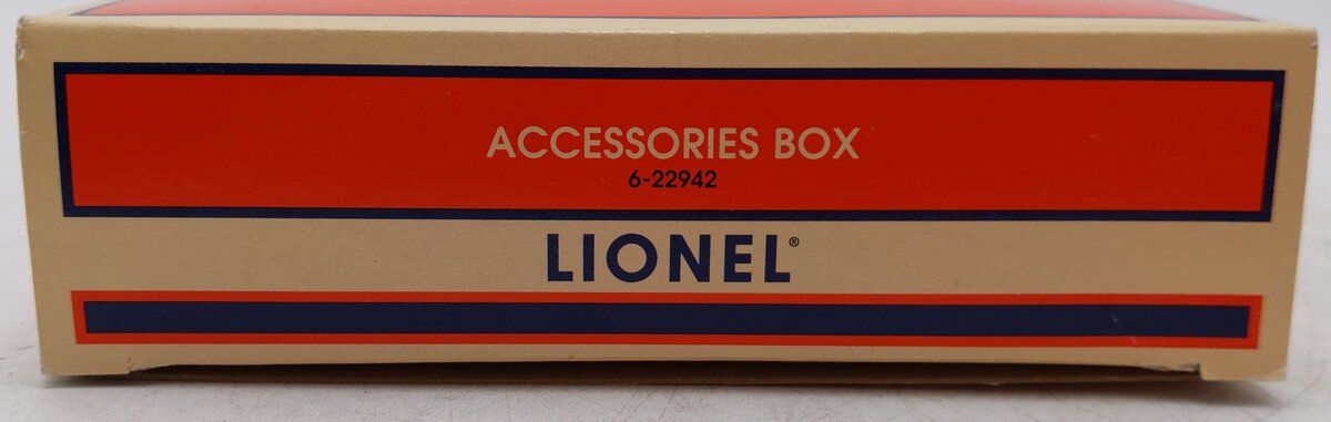 Lionel 6-22942 O Scale Barrels, Logs, Bumpers Accessories Pack EX/Box