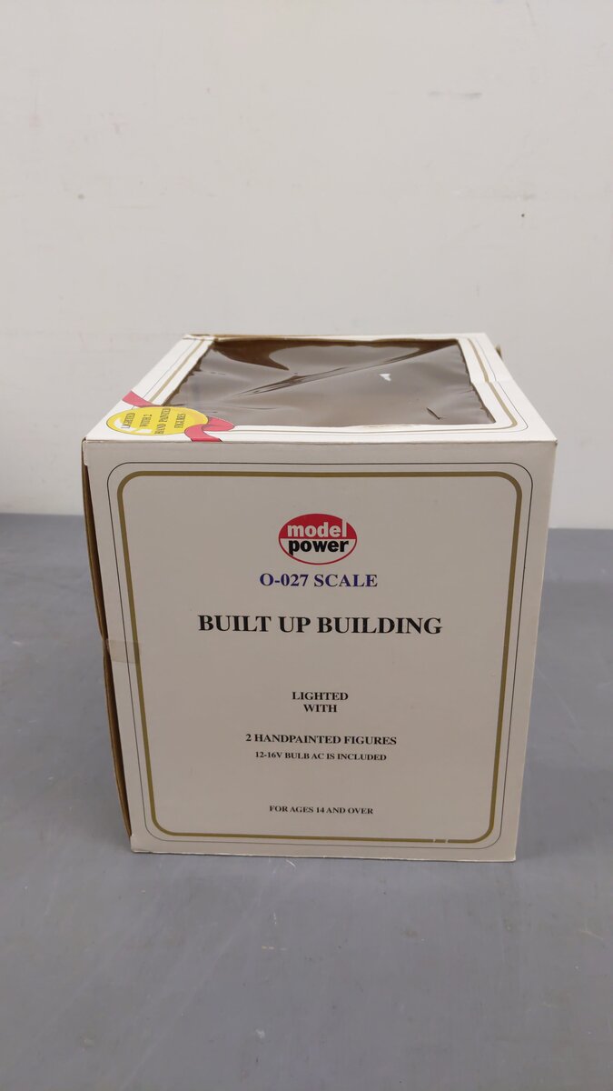 Model Power 6352 O / O-27 Scale Built-Up Mr. Rodgers House Lighted W/2 Figures EX/Box
