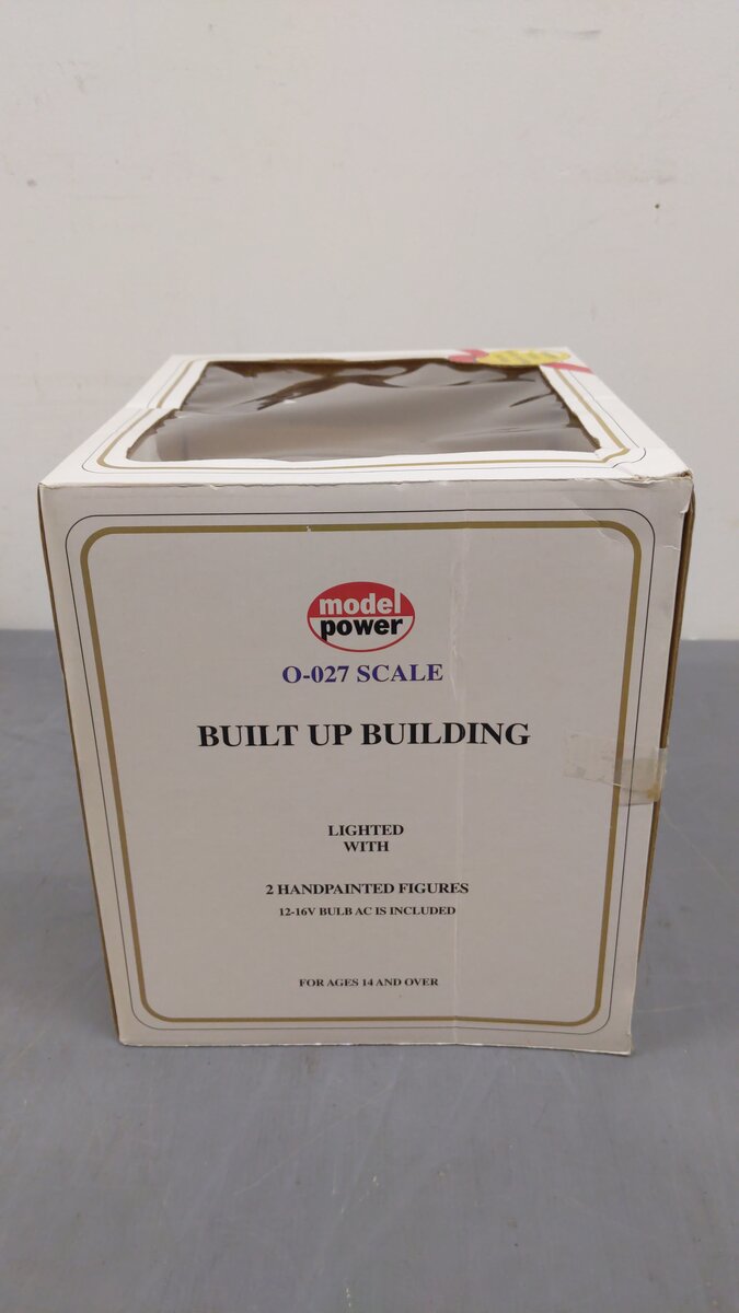 Model Power 6352 O / O-27 Scale Built-Up Mr. Rodgers House Lighted W/2 Figures EX/Box
