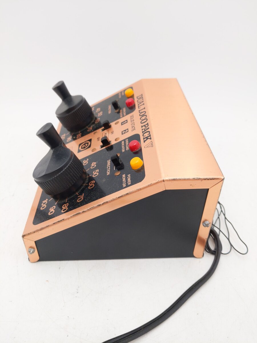 MRC Dual Loco Pack V Transformer EX/Box