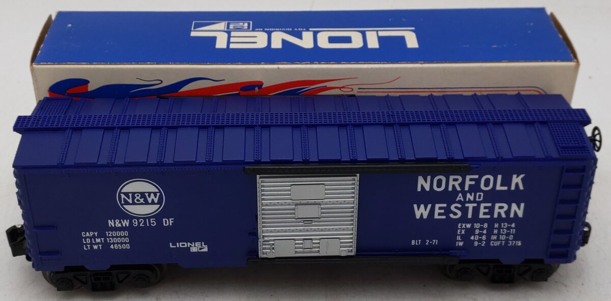 Lionel 6-9215 O Gauge Norfolk & Western Boxcar #9215 EX/Box
