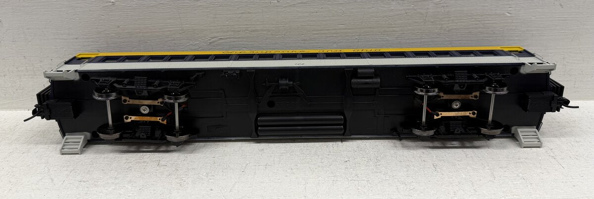 Atlas 2001165 O Chesapeake & Ohio Trainman 60' Passenger Coach #702 (2-Rail) LN/Box