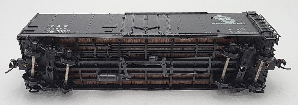 Atlas O Scale Chesapeake & Ohio Boxcar #17854 2-Rail VG