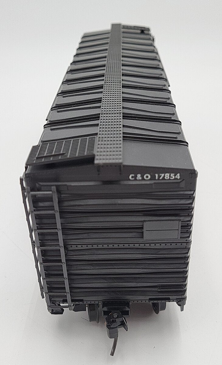 Atlas O Scale Chesapeake & Ohio Boxcar #17854 2-Rail VG