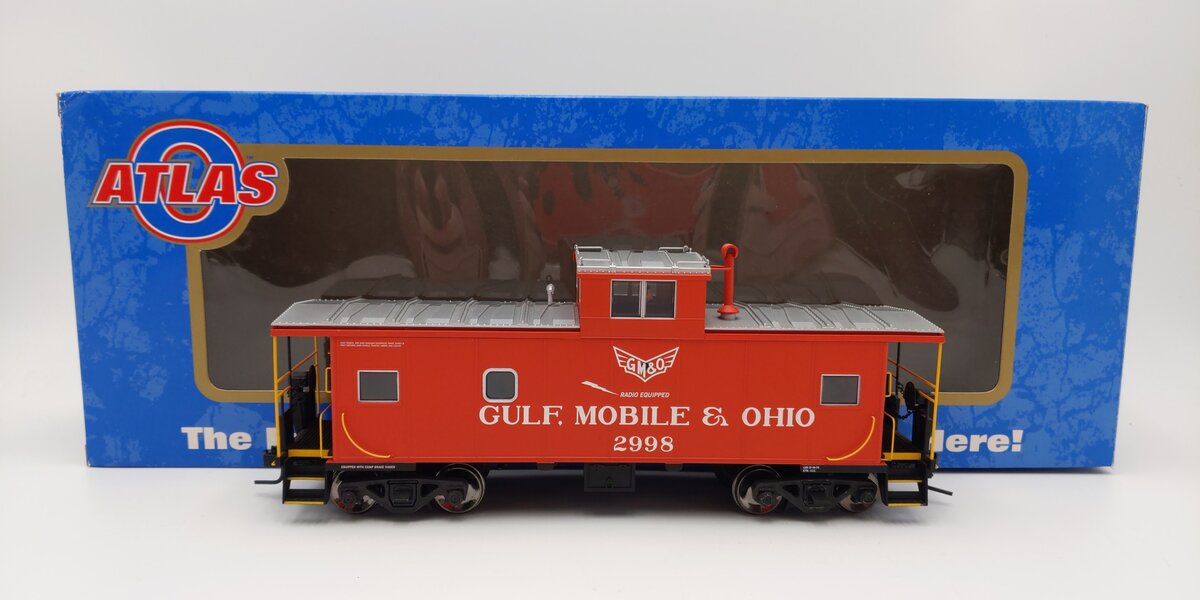 Atlas 7657-2 O Scale Gulf Mobile & Ohio Standard Cupola Caboose #2998 (2-Rail) LN/Box