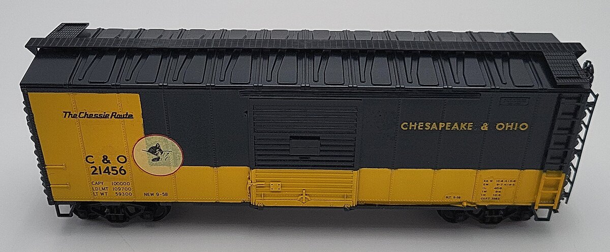 Atlas 6245 O Scale Chesapeake and Ohio Boxcar #21456 2-Rail VG
