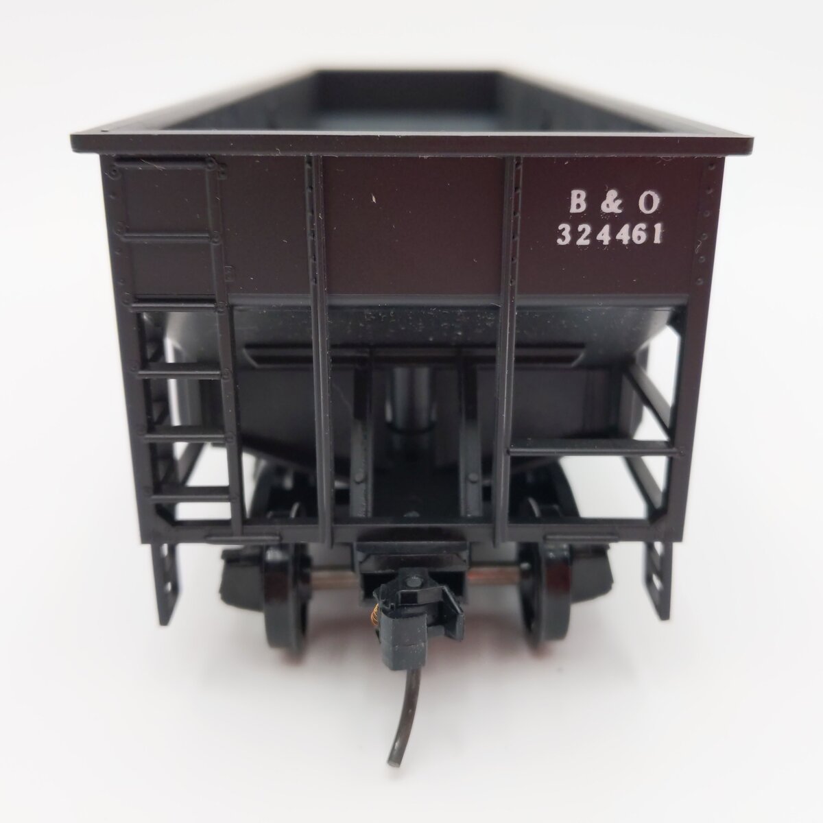 Weaver 2098 O Scale Baltimore & Ohio 36' Ribbed-Side Hopper #324461 (2-Rail) EX/Box