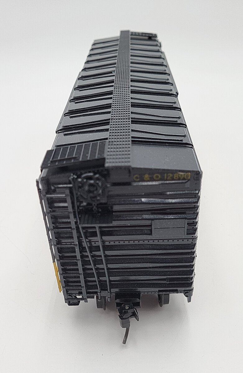 Atlas O scale Chesapeake and Ohio Boxcar #12890 2-Rail LN