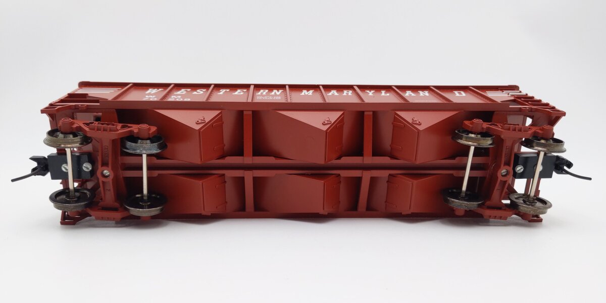 Weaver U18005SD O Scale Western Maryland 3-Bay 9 Panel Hopper #70208 (2-Rail) LN/Box