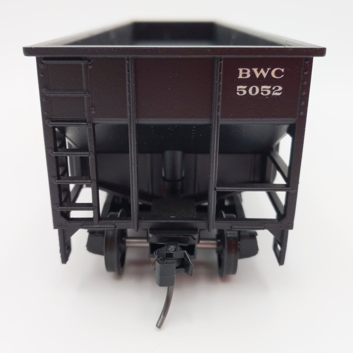 Weaver U1035 Custom O Scale Berwind 2-Bay Hopper #5052 (2-Rail) EX