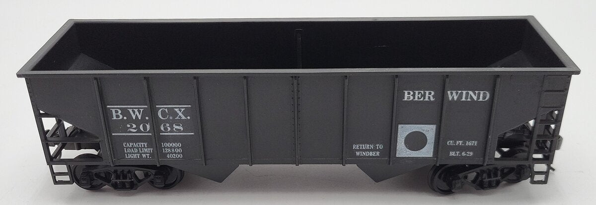 Weaver 950 O Scale Berwind White Coal Mining Hopper Car #2068 (2-Rail) EX/Box