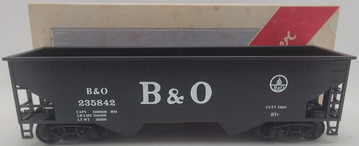 Weaver 901 O Scale Baltimore & Ohio Two Bay Hopper Car #235842 (2-Rail) EX/Box