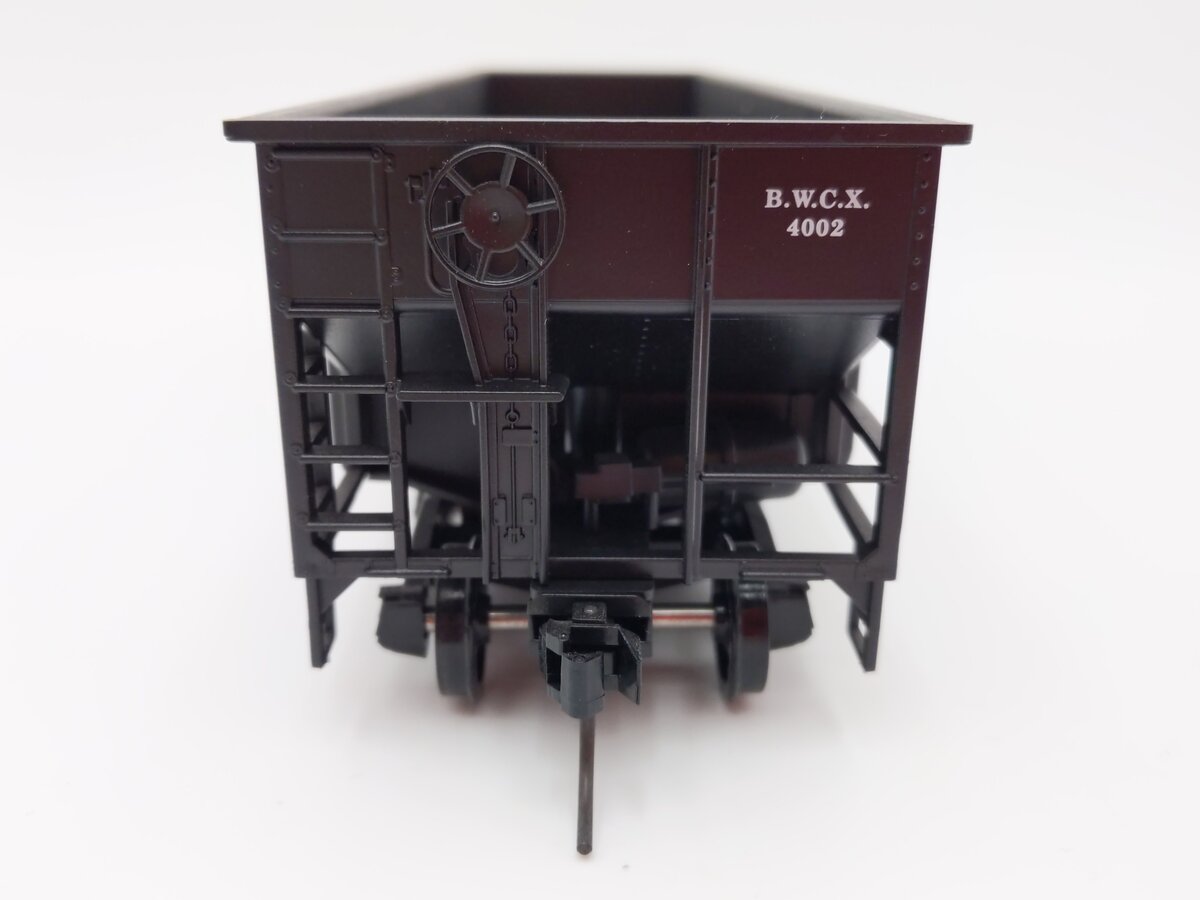Weaver U1026 O Scale Berwind 2-Bay Ribbed Coal Car #4002 (2-Rail) LN/Box