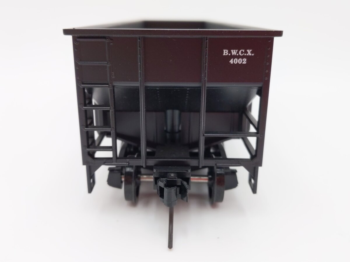 Weaver U1026 O Scale Berwind 2-Bay Ribbed Coal Car #4002 (2-Rail) LN/Box
