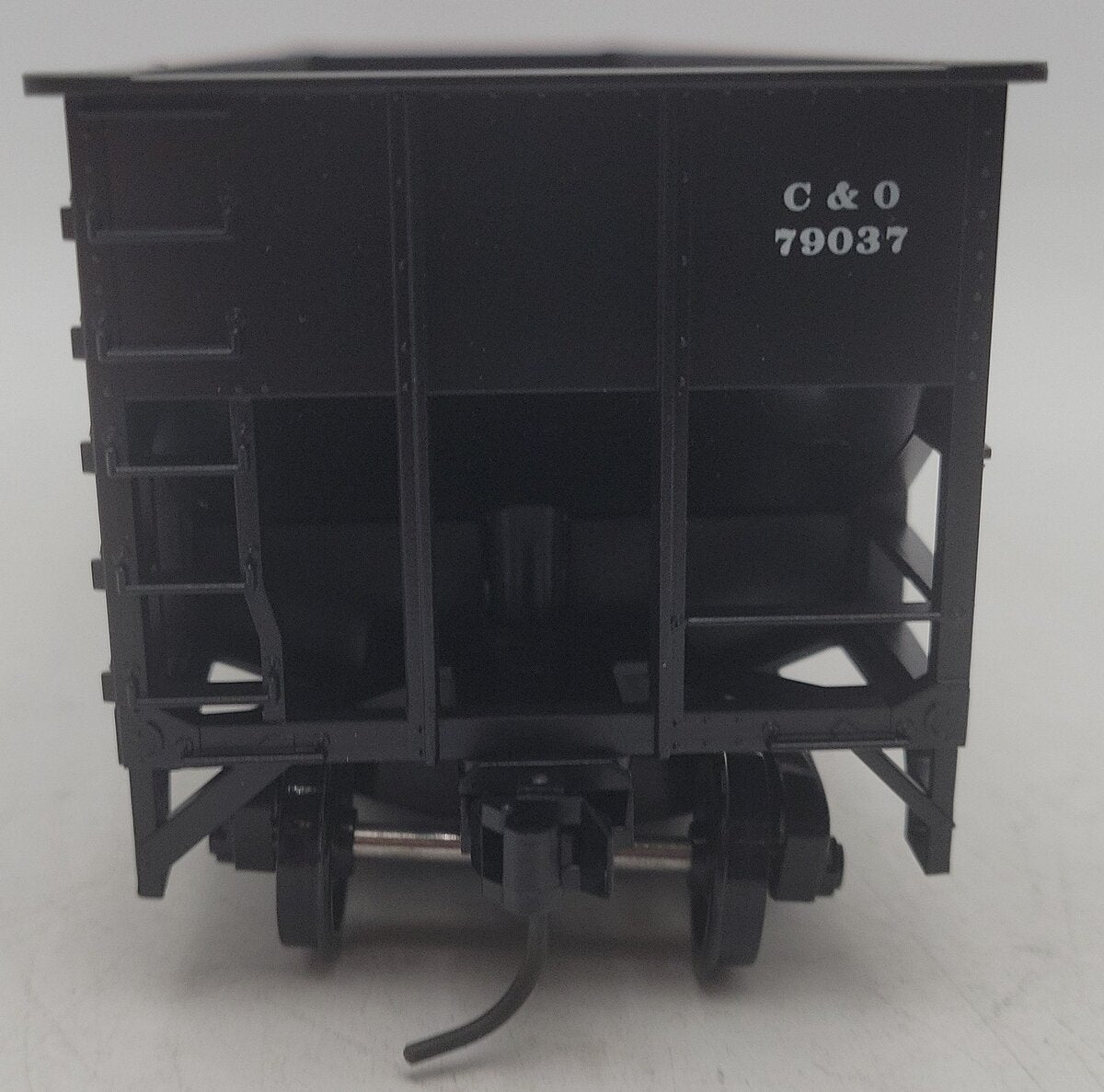 Weaver U3810 O Scale Chesapeake & Ohio Hopper Car #79037 - 2 Rail EX/Box