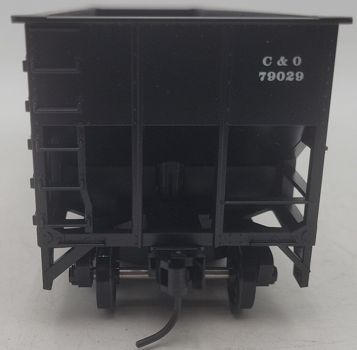 Weaver U3810 O Scale Chesapeake & Ohio Hopper Car #79029 - 2 Rail EX/Box