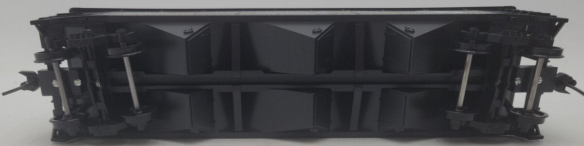 Weaver U3810 O Scale Chesapeake & Ohio Hopper Car #79023 (2-Rail) EX/Box