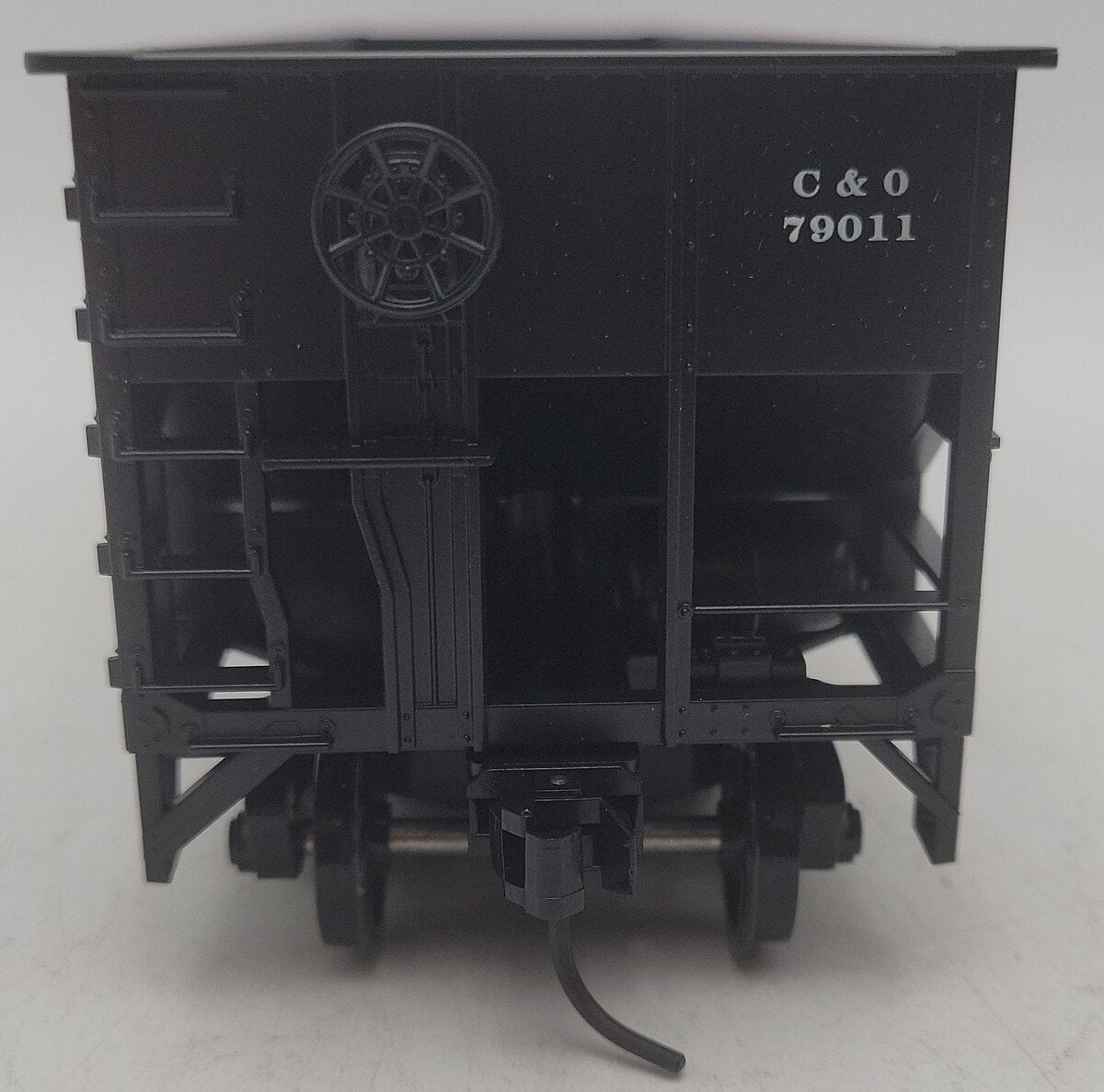 Weaver U3810 O Scale Chesapeake & Ohio Hopper Car #79011 (2-Rail) EX/Box