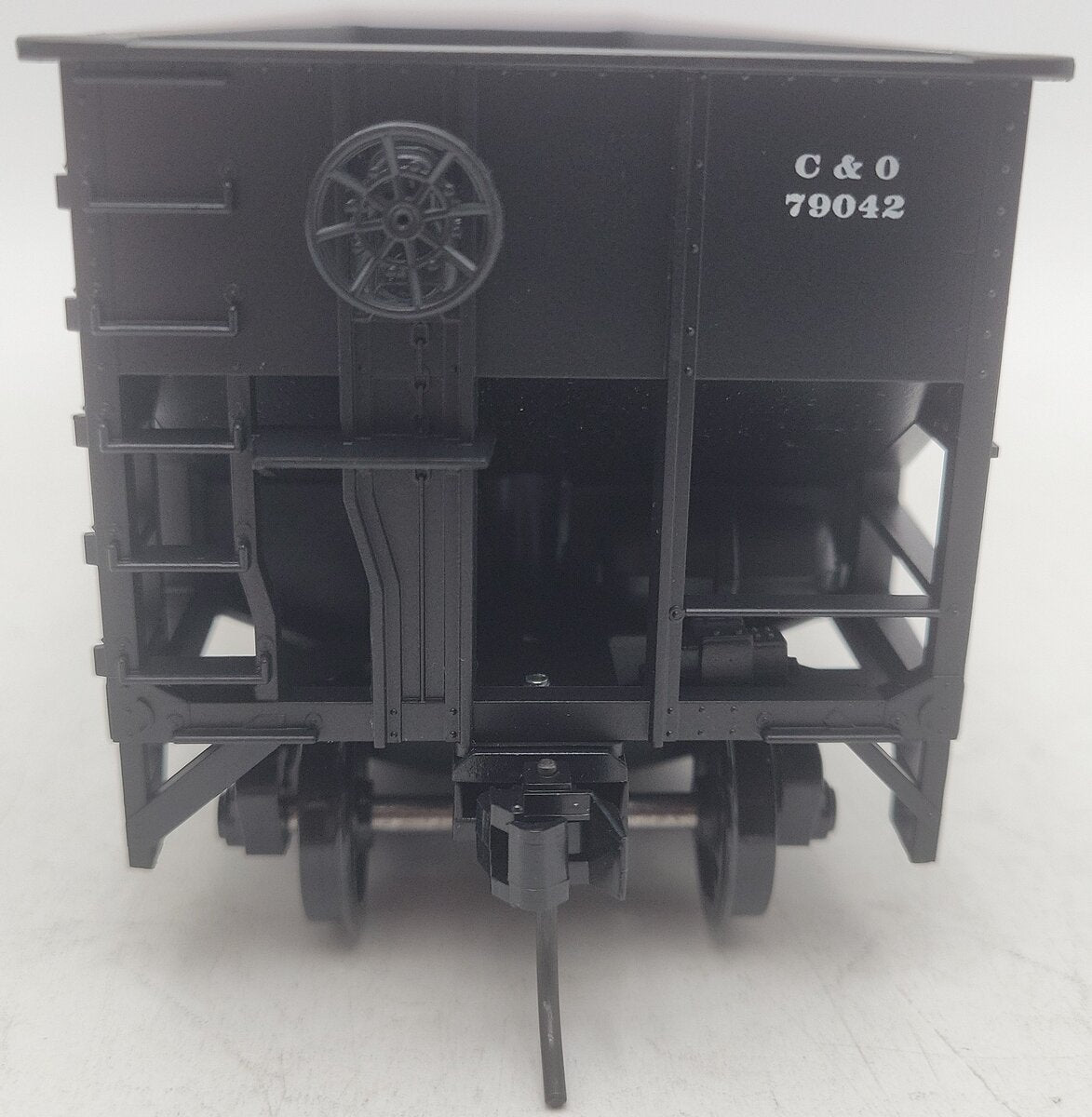 Weaver U3810 O Scale Chesapeake & Ohio Hopper Car #79042 - 2 Rail EX/Box
