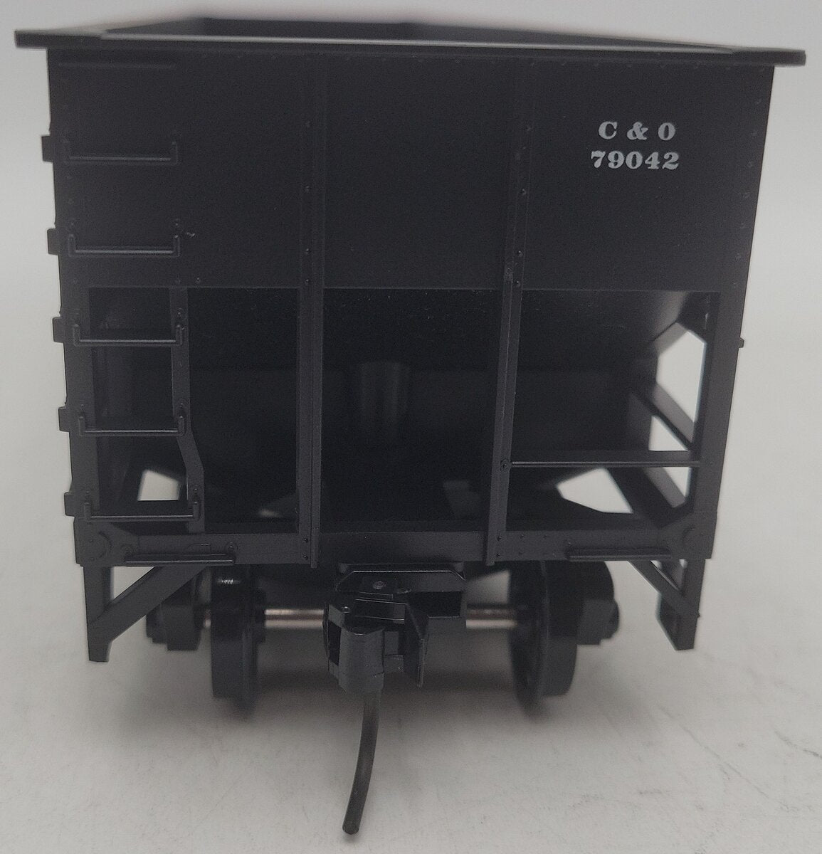 Weaver U3810 O Scale Chesapeake & Ohio Hopper Car #79042 - 2 Rail EX/Box