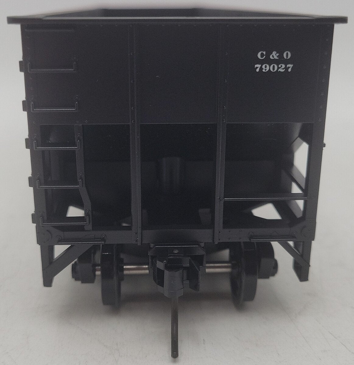 Weaver U3810 O Scale Chesapeake & Ohio Hopper Car #79027 (2 Rail) EX/Box