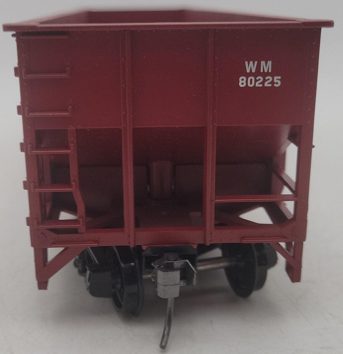 Weaver 4029 O Gauge Western Maryland 3 Bay Hopper Car #80212 ( 2-Rail) EX/Box