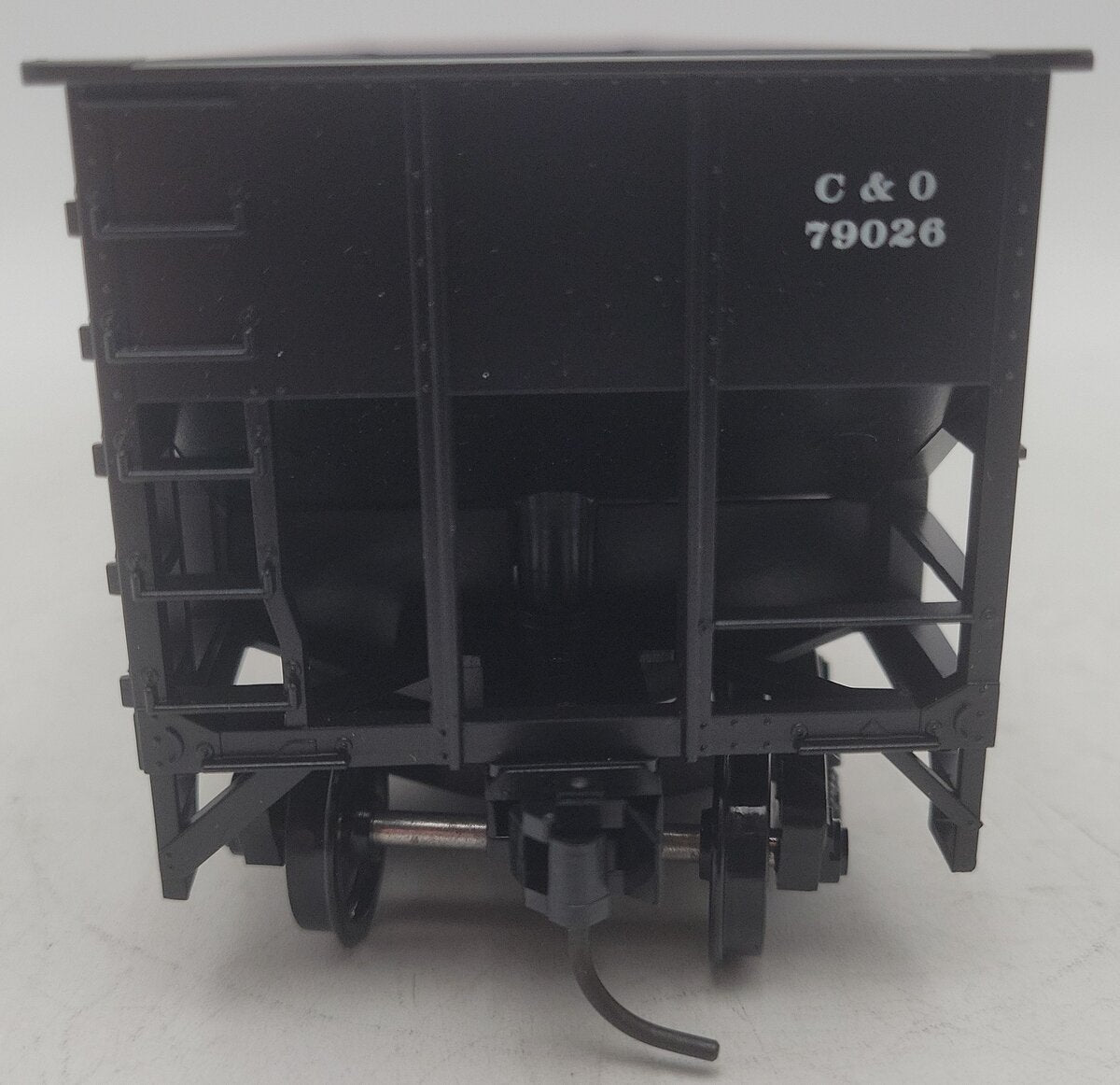 Weaver U3810 O Scale Chesapeake & Ohio Hopper Car #79026 (2-Rail) EX/Box