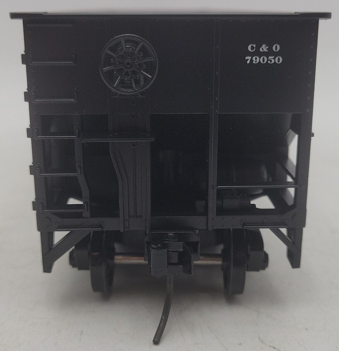 Weaver U3810 O Scale Chesapeake & Ohio Hopper Car #79050 - 2 Rail EX/Box