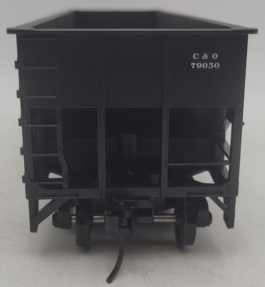 Weaver U3810 O Scale Chesapeake & Ohio Hopper Car #79050 - 2 Rail EX/Box