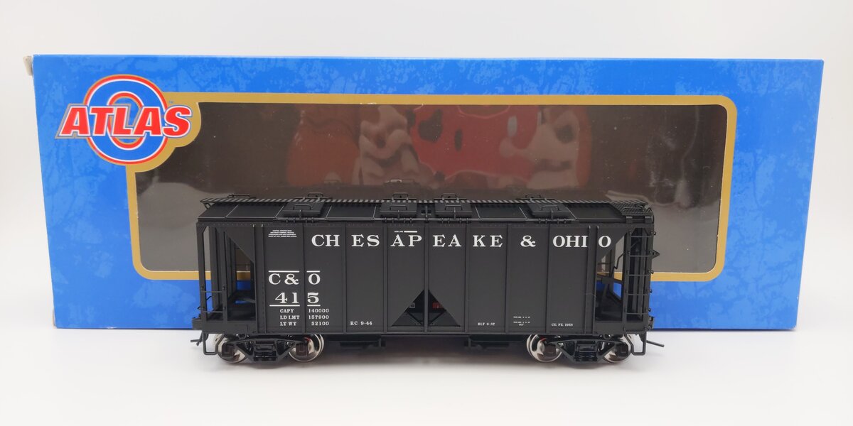 Atlas 9358-2 O Scale Chesapeake & Ohio Covered Hopper #415 (2-Rail) EX/Box