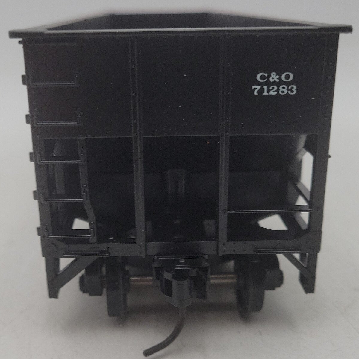 Weaver U2217 O Scale Chesapeake & Ohio Hopper Car #71283 (2-Rail) EX/Box