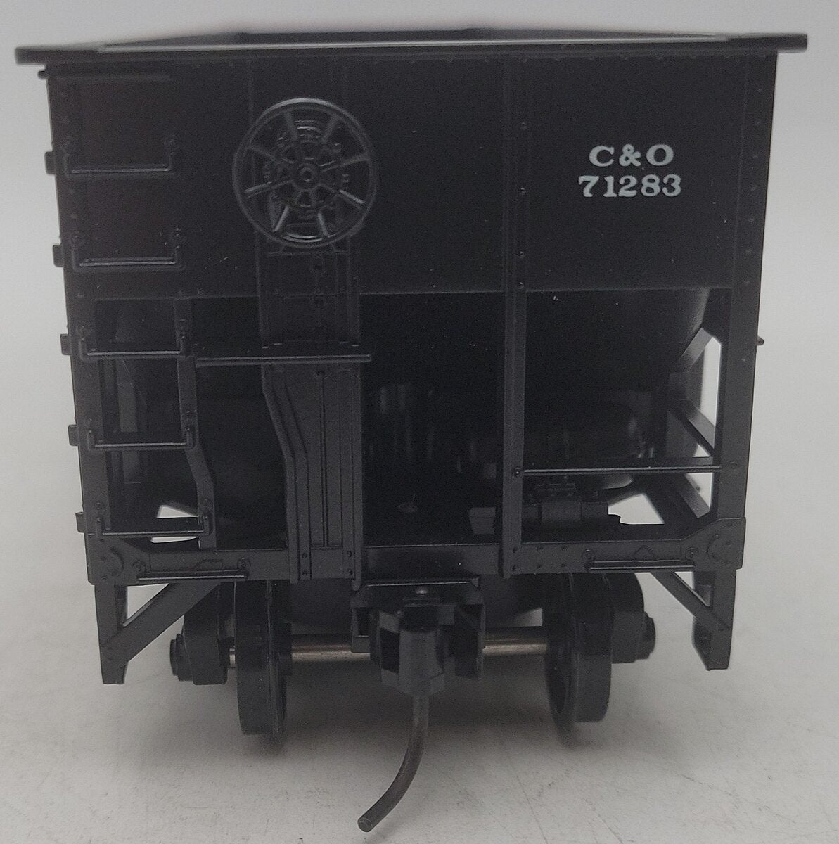 Weaver U2217 O Scale Chesapeake & Ohio Hopper Car #71283 (2-Rail) EX/Box