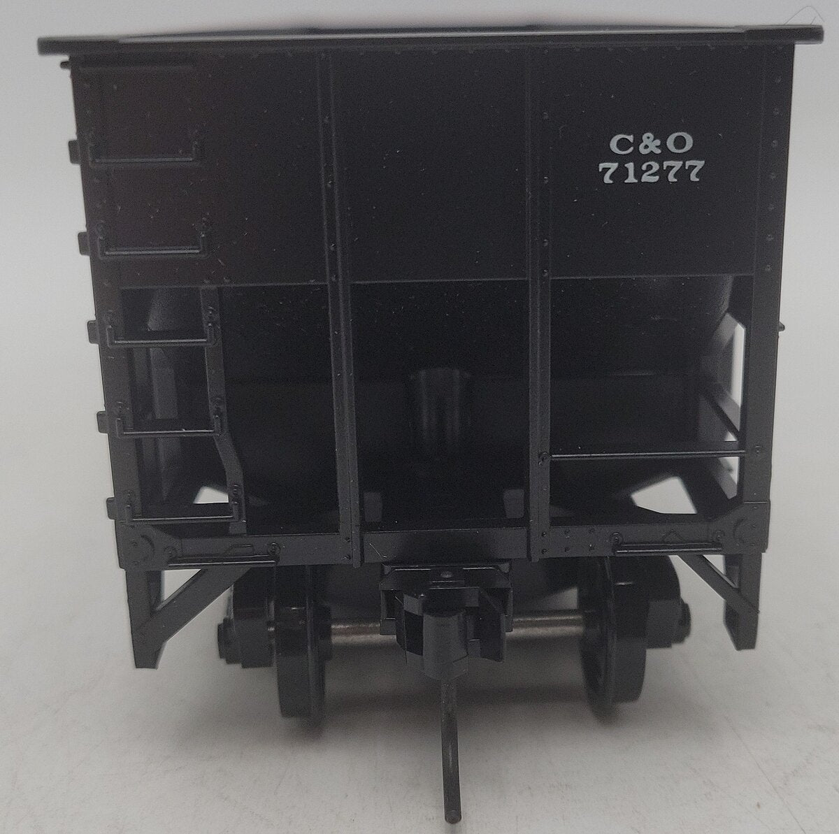 Weaver U2217 O Scale Chesapeake & Ohio Hopper Car #71277 (2-Rail) EX/Box