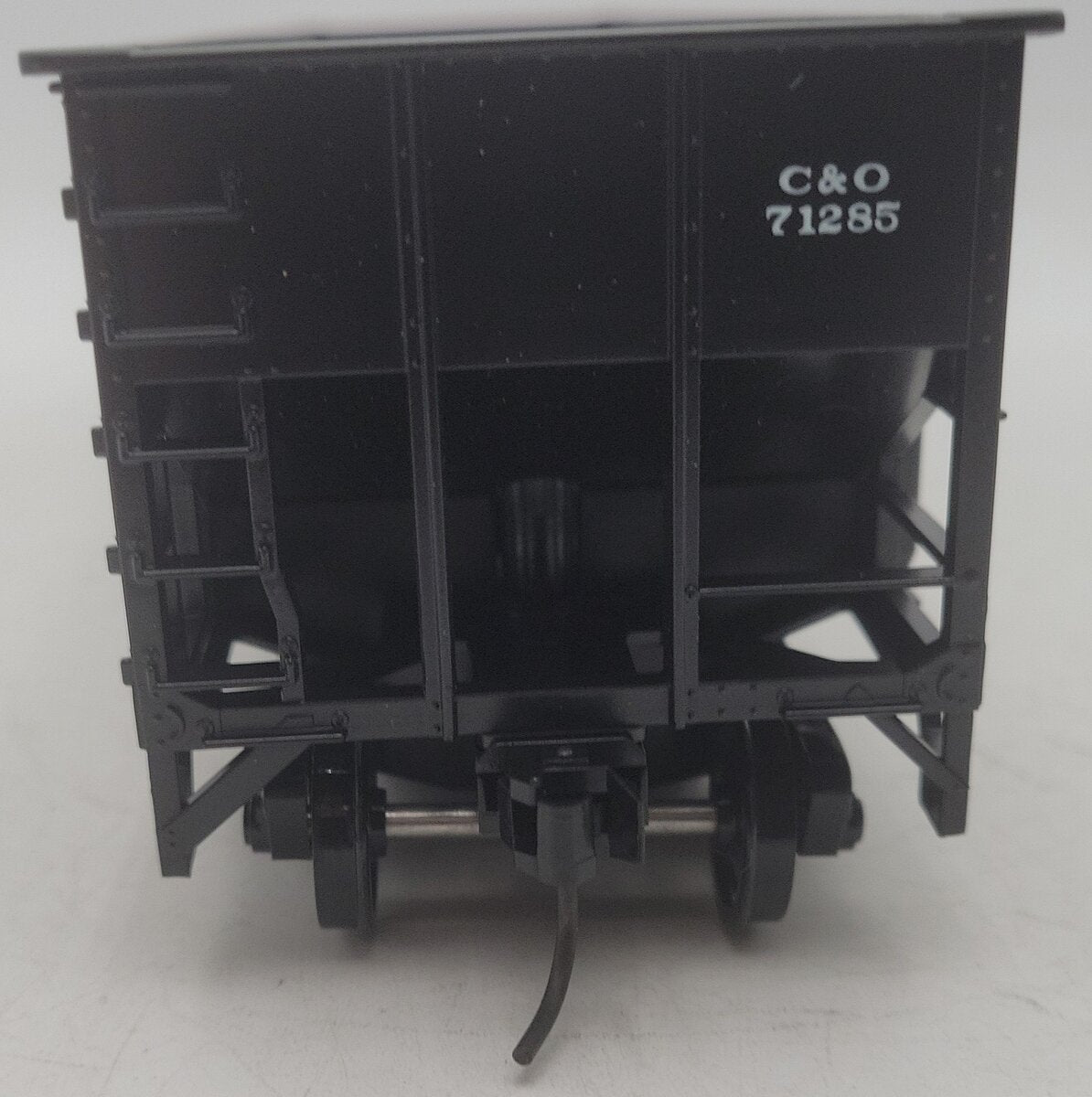 Weaver U2217 O Scale Chesapeake & Ohio Hopper Car #71285 (2-Rail) EX/Box