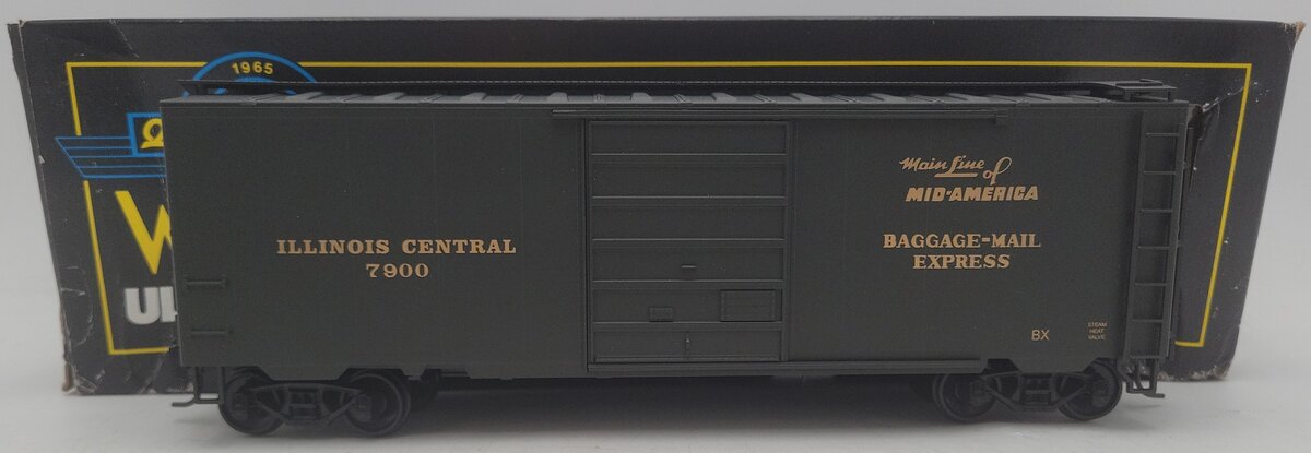 Weaver O Gauge Illinois Central 2-Rail Boxcar #7900 EX/Box